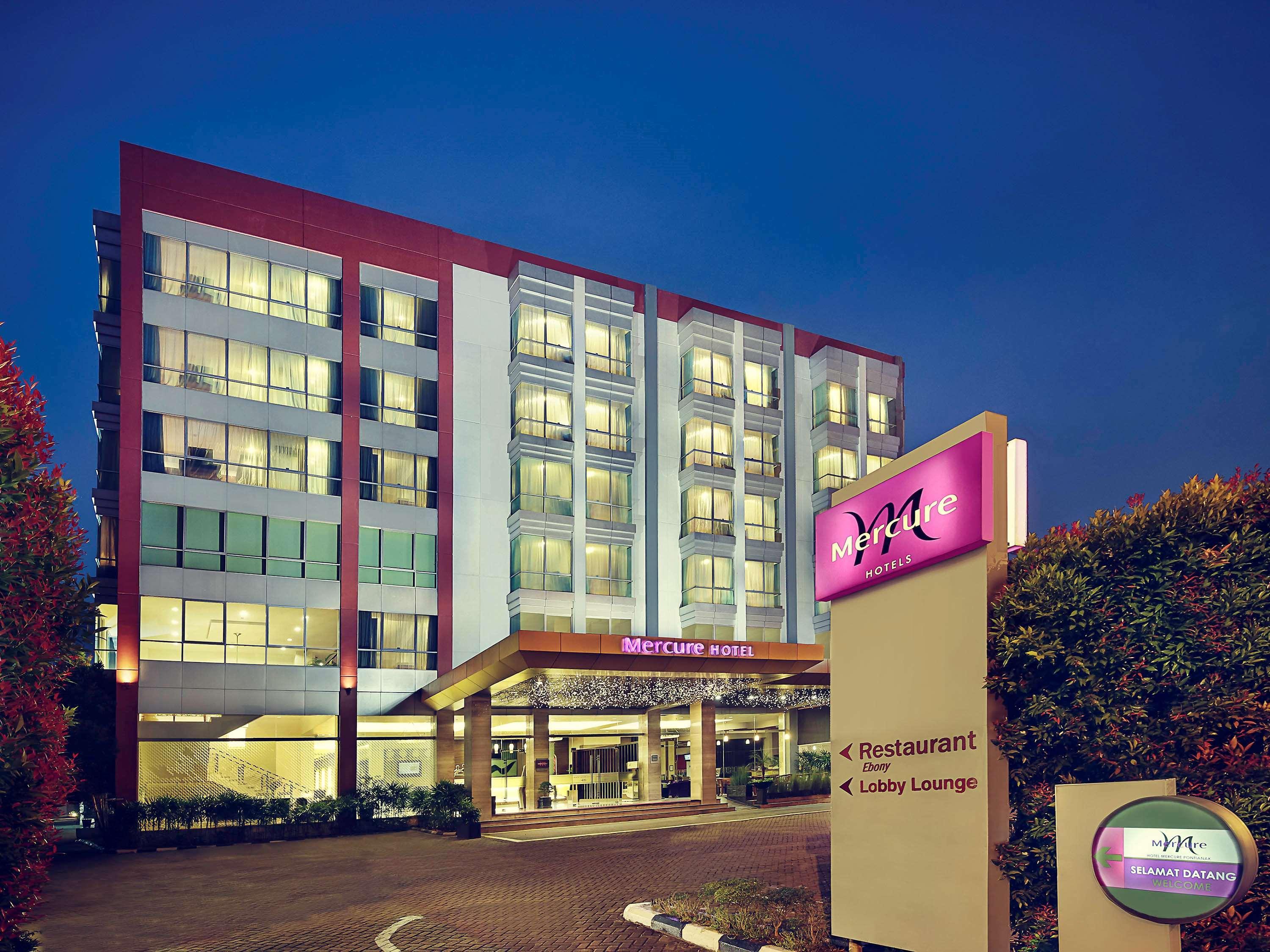 Mercure Pontianak City Center Exteriör bild