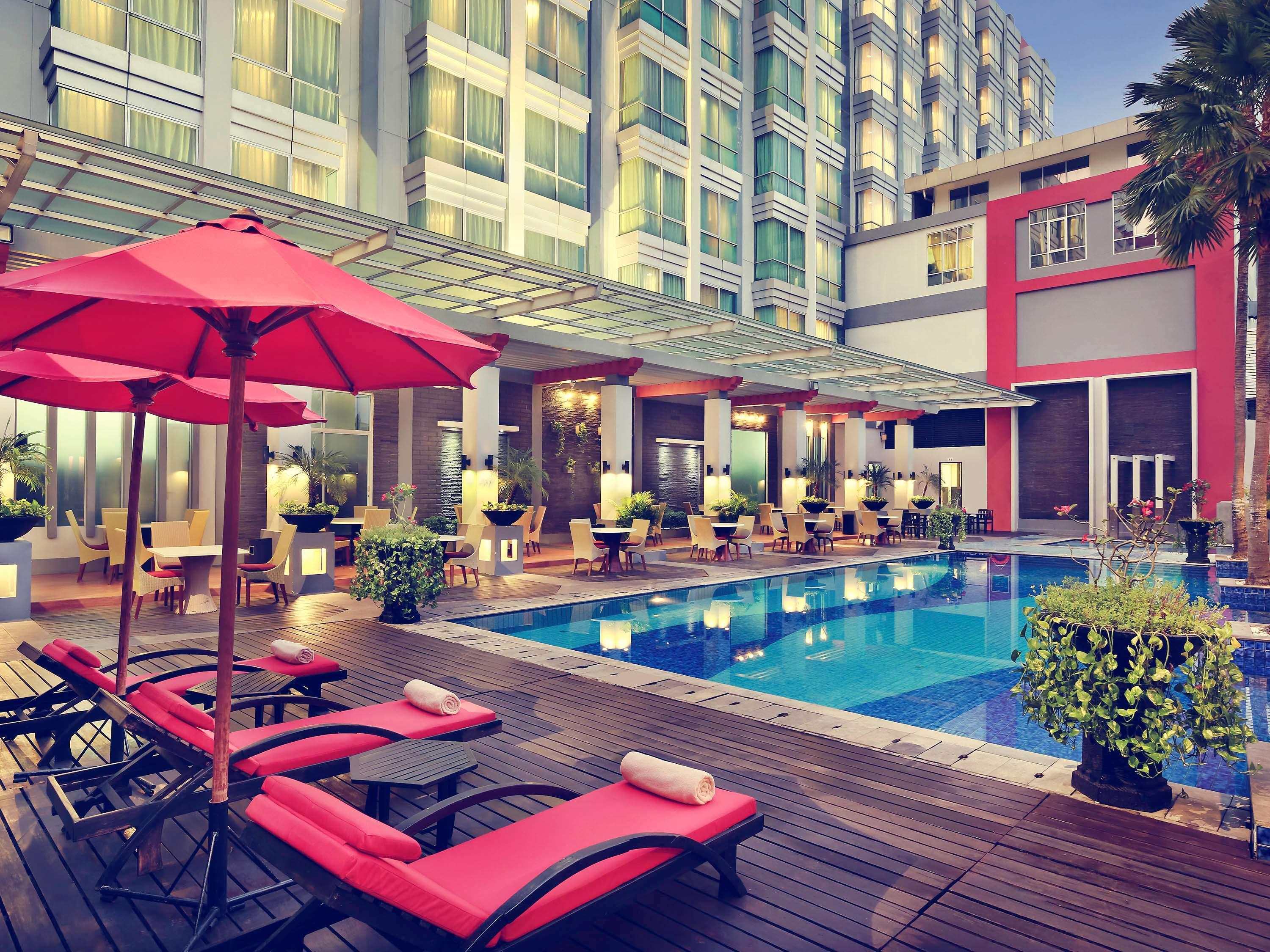 Mercure Pontianak City Center Exteriör bild