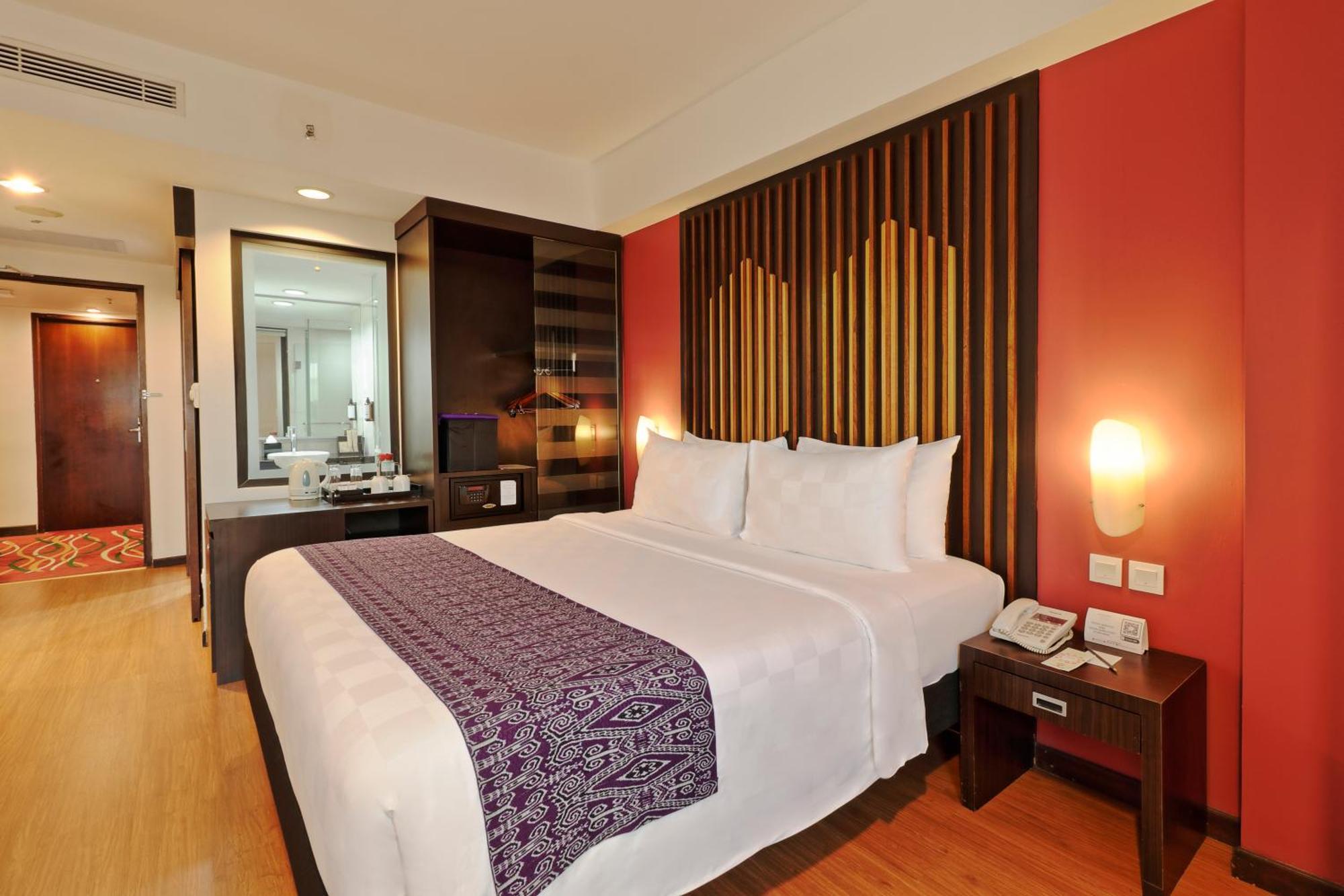 Mercure Pontianak City Center Exteriör bild