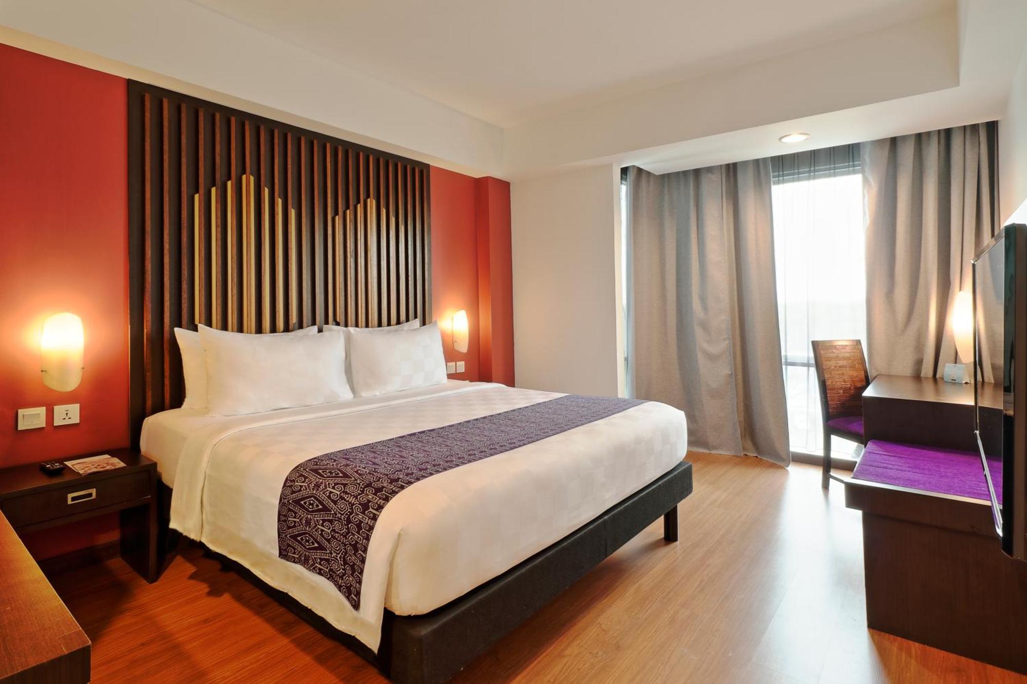 Mercure Pontianak City Center Exteriör bild
