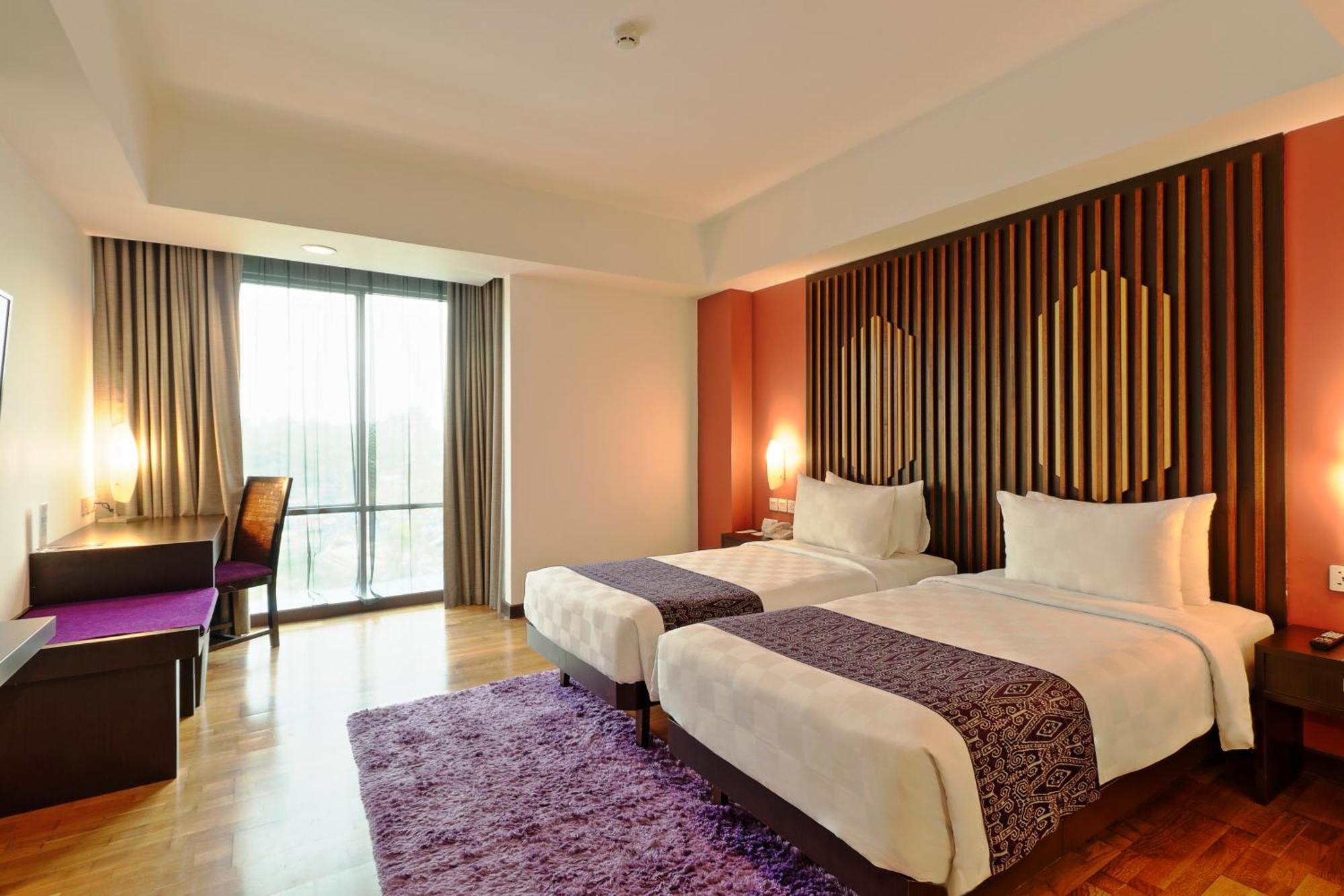 Mercure Pontianak City Center Exteriör bild