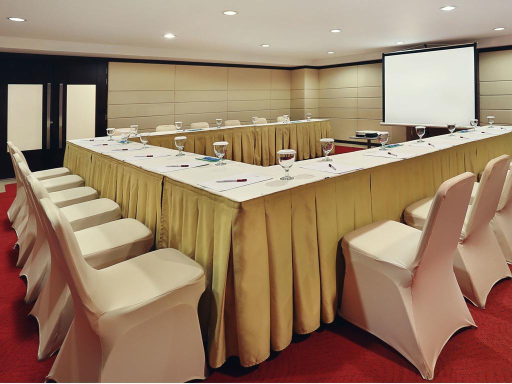 Mercure Pontianak City Center Exteriör bild